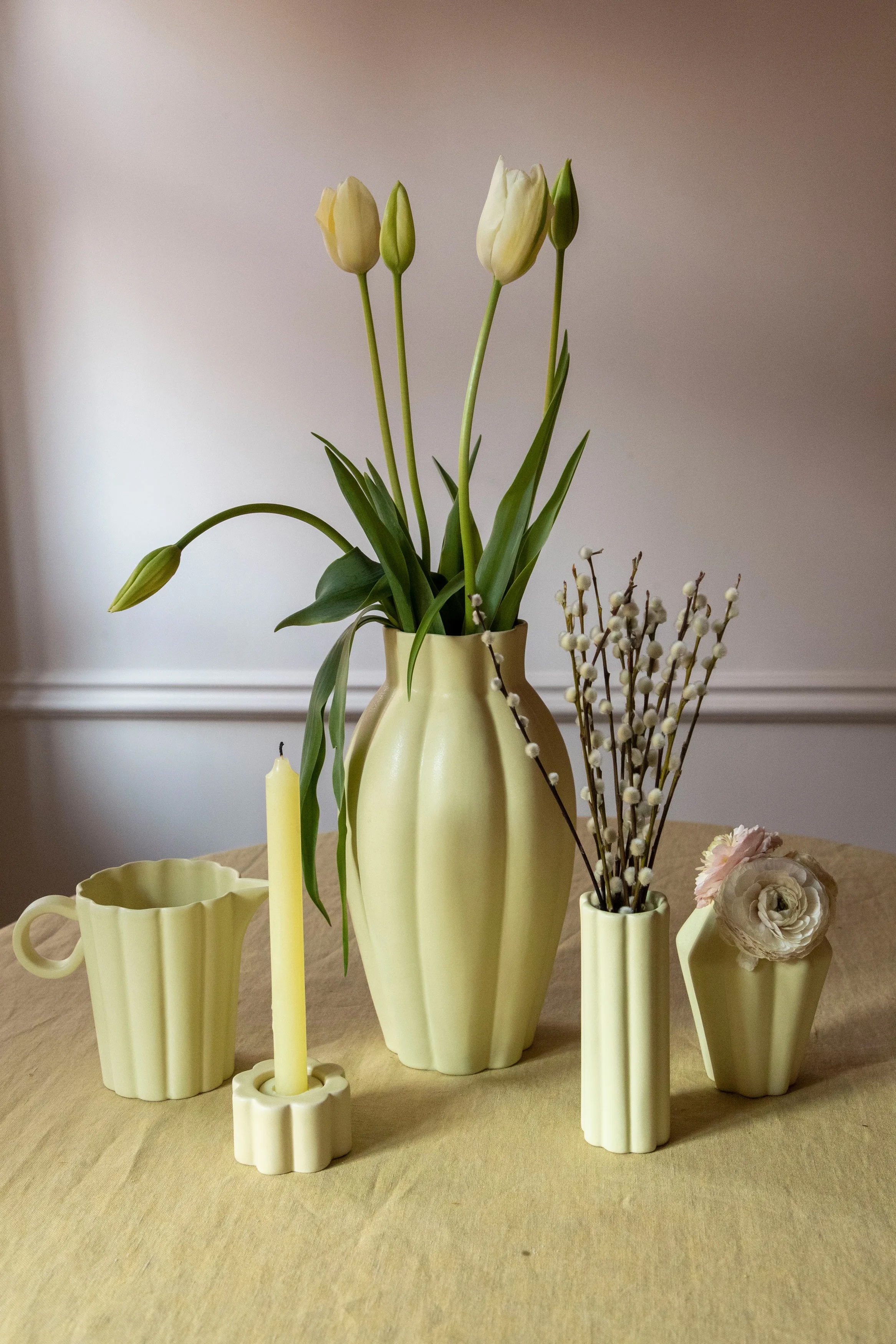 Butter Yellow: Warum dieser Farbton auch 2026 noch Lust auf Sommer macht